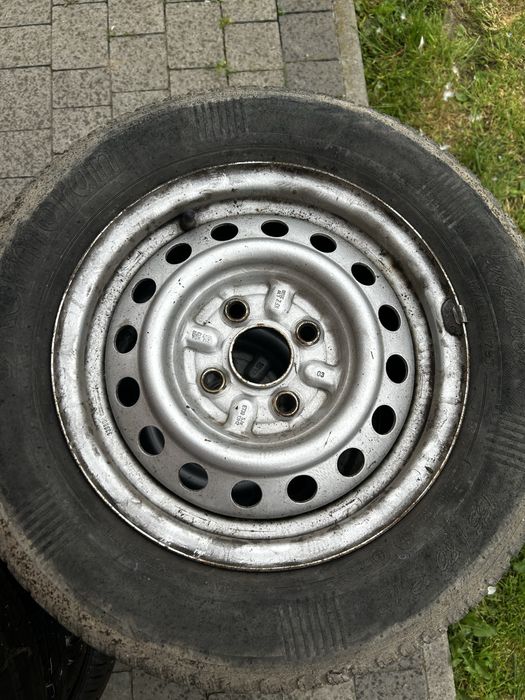 Opony z felgami 155/80 R13
