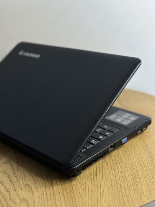 Ноутбук Lenovo G555 2GB RAM, під відновлення або запчастини: 700 грн ...