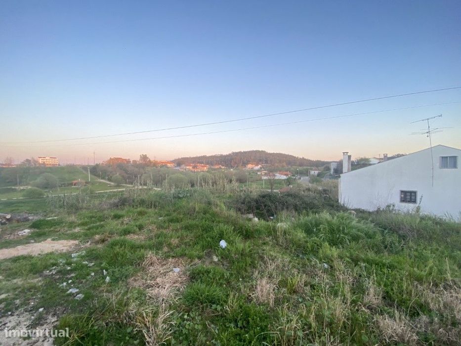 Terreno com 5.300 m² na Granja do Ulmeiro - Excelente Oportunidade! — Granja do Ulmeiro, Coimbra