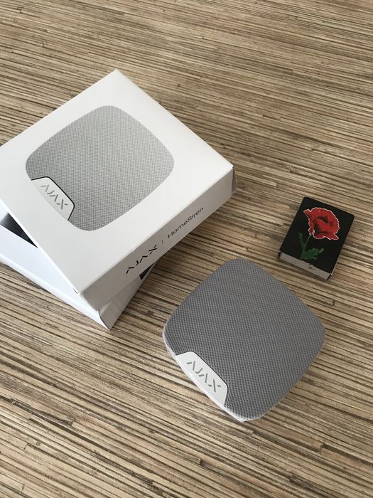 Ajax HomeSiren Беспроводная домашняя сирена