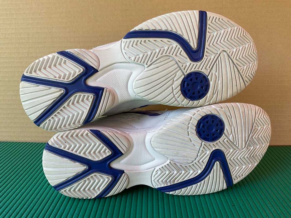 Кросівки DIADORA  37р