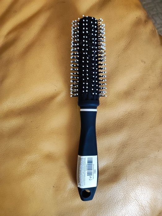 Пеньюар  накидка фартук парикмахерский  черный,расческа сумка, зажими