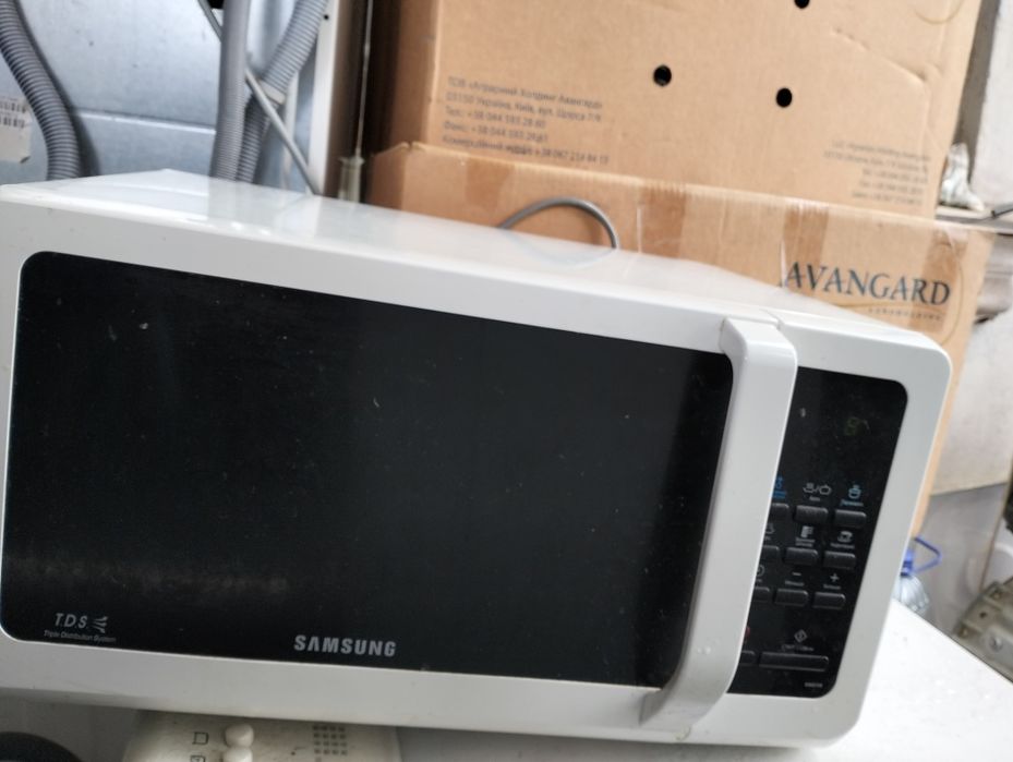 Микроволновка Samsung. Надійна.