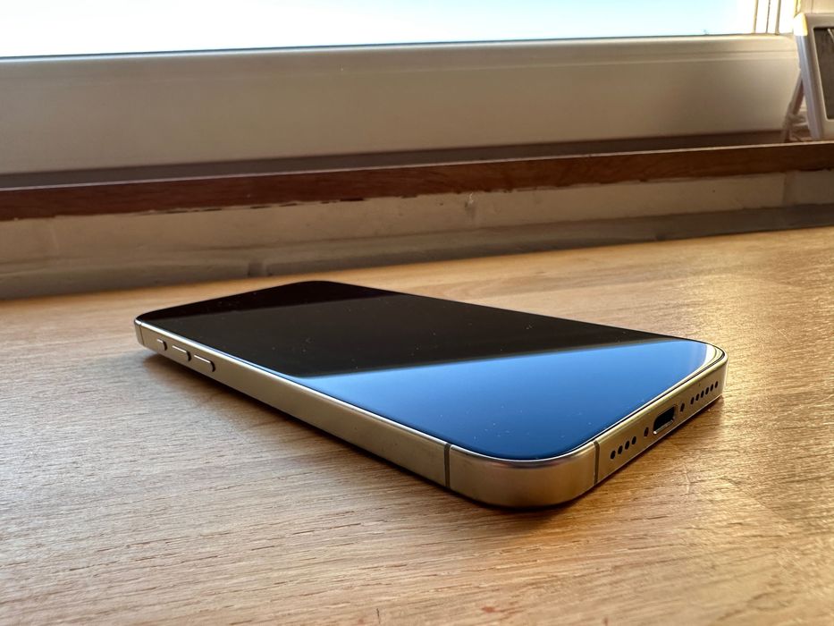 iPhone 15 pro max 256gb 87% baterii stan igła