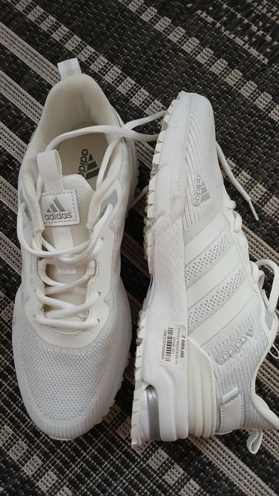 Кросівки білі ,літо весна