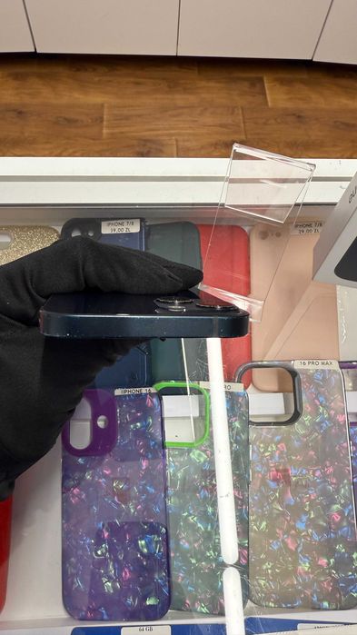 Telefon Apple iPhone 13 128GB GWARANCJA