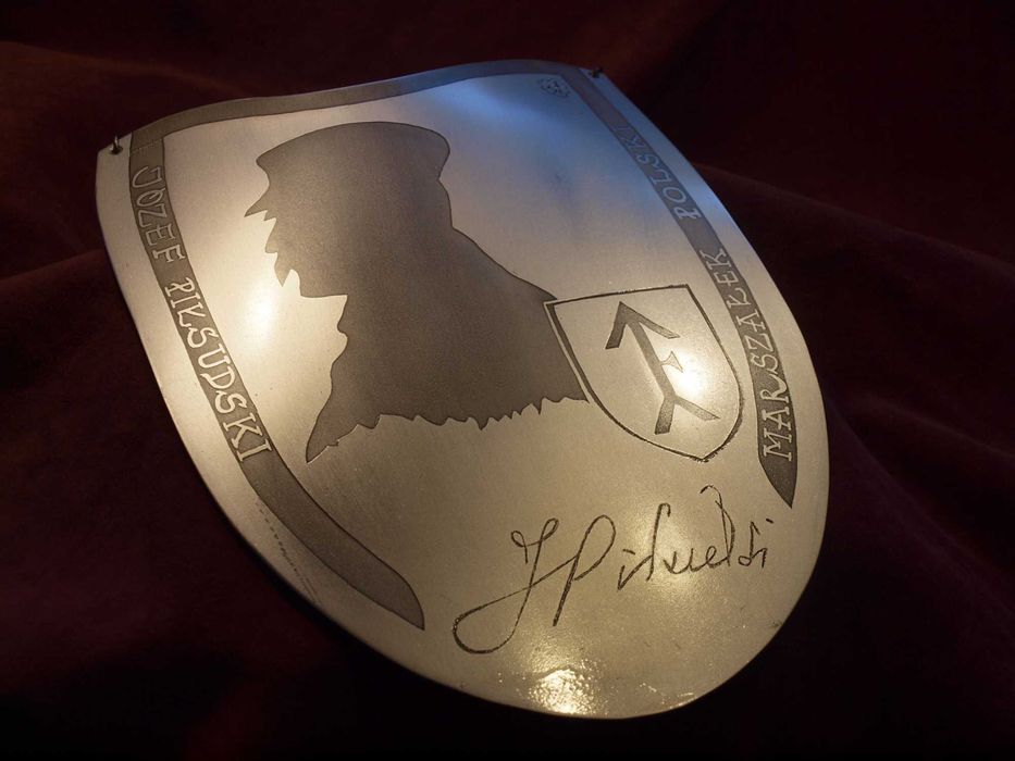 ryngraf pamiątkowy Józef Piłsudski herb KOŚCIESZA do szabel, unikat