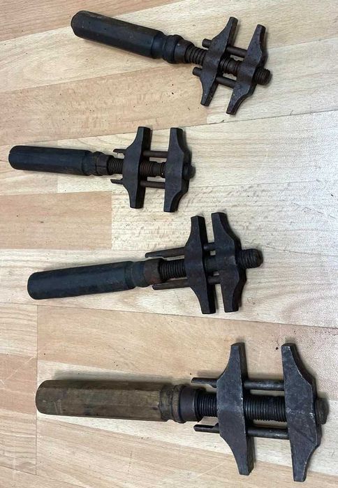 Chaves inglesas antigas, ajustáveis. Ferramentas antigas