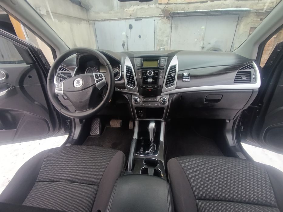 Продаж SsangYong Corando