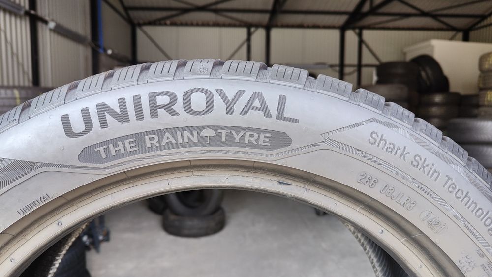 225/50/17 Uniroyal Winter Expert komplet