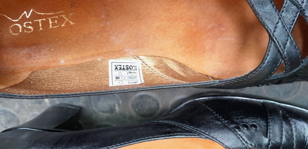 Buty damskie czułenka na obcasie