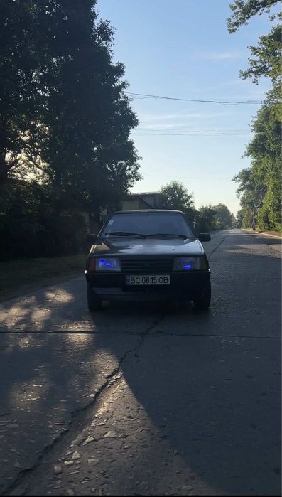 Продам ваз 21099