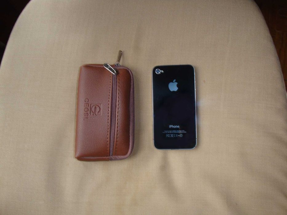 Iphone 4 - Excelente Estado - Como Novo e Desbloqueado. P/Colecionador