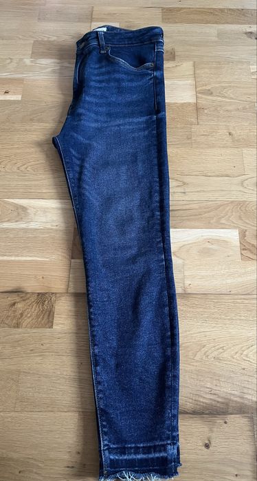 Zara spodnie jeansowe 42