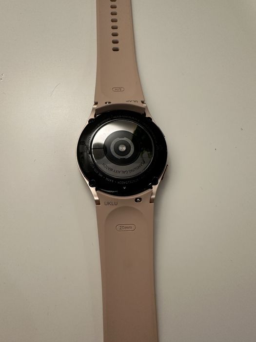 Samsung Galaxy Watch 4 Rose Gold