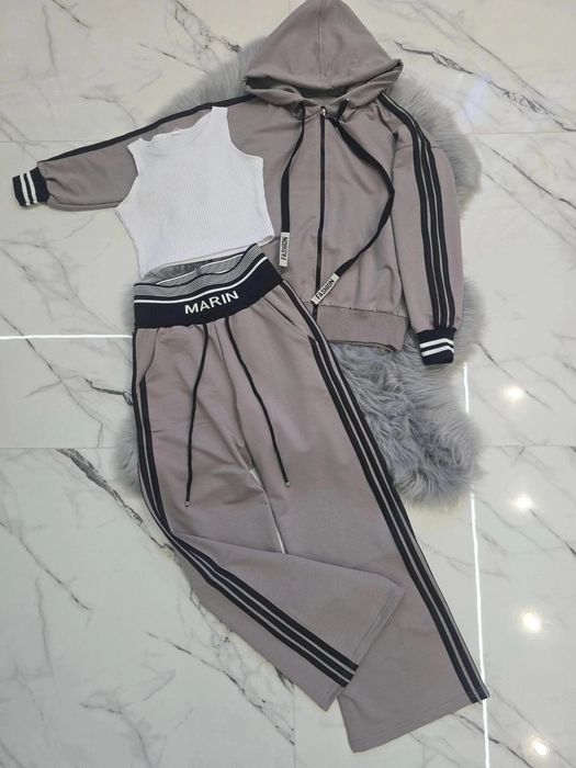 Костюм трійка для дівчинки 134,140,146,152,158,164