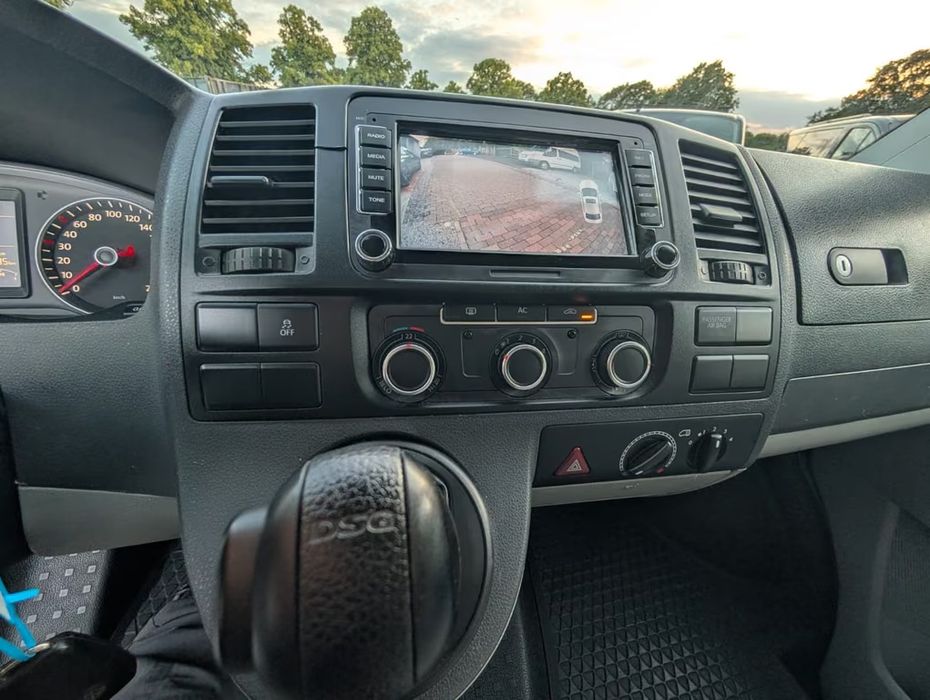 Volkswagen T5...