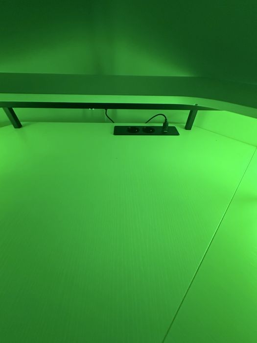 Secretaria com luz led