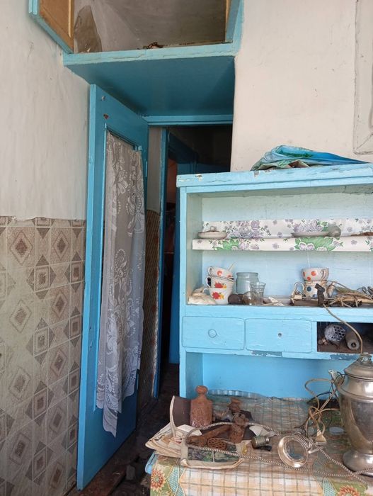 Терміново продам 3кім.кв..під ремонт! Варіант під Бізнес!