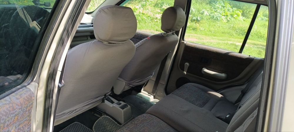 Продається ленд ровер