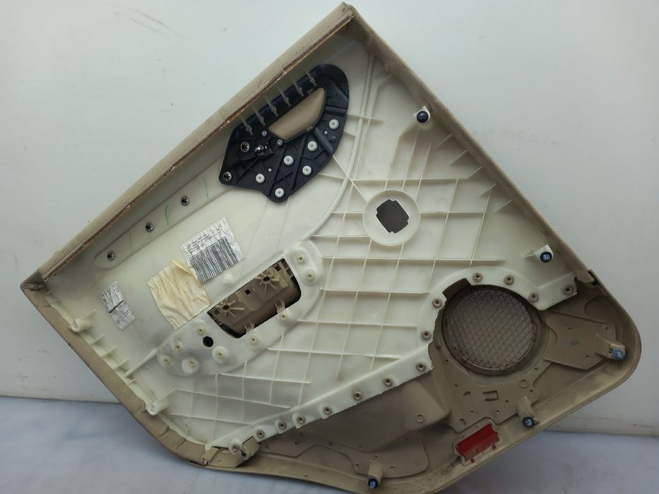 Forra porta / quartela trás direita MERCEDES-BENZ Classe B (W245)