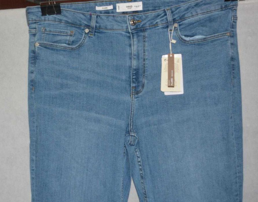Proste jeansy Mango Flare 52