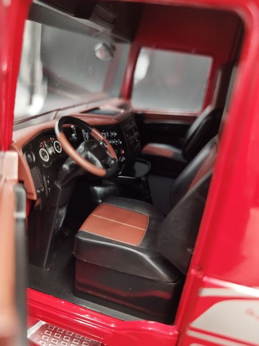 1:18 Premium ClassiXXs DAF XF Space Cab Red model nowy
