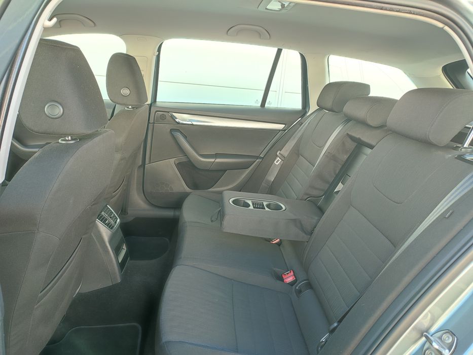 Skoda Octavia Break TDI versão Sport