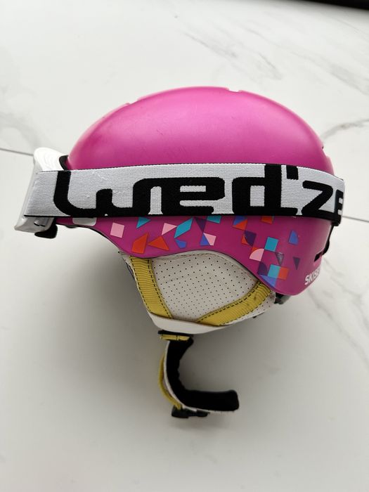 Kask Atomic wraz z okularami