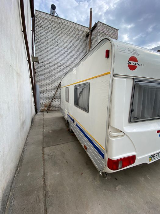 Продаємо улюблений сімейний причеп кемпінг Burstner