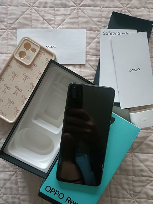 Oppo Reno 7   cph2363