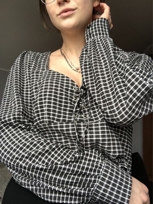 Вишукана блуза