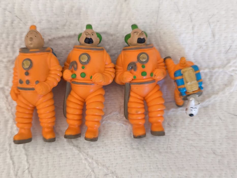 conjunto de 4 figuras antigas inspiradas na banda desenhada Tintim