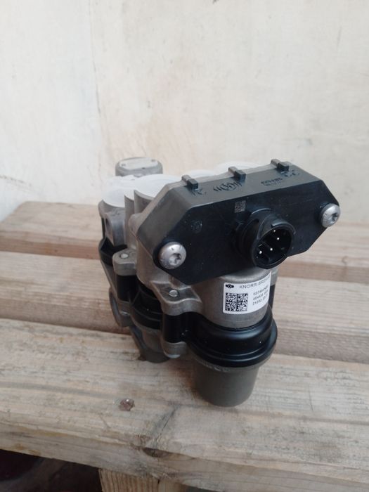 AE4528 Knorr-bremse клапан ограничения давления пневмосистемы DAF