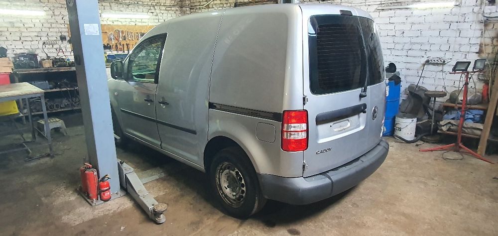 Розборка шрот запчастини разборка Volkswagen Caddy авторозборка