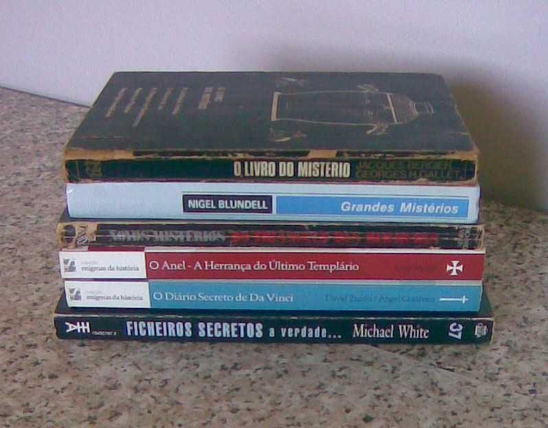 Lote com 70 livros - para desocupar - venda individual