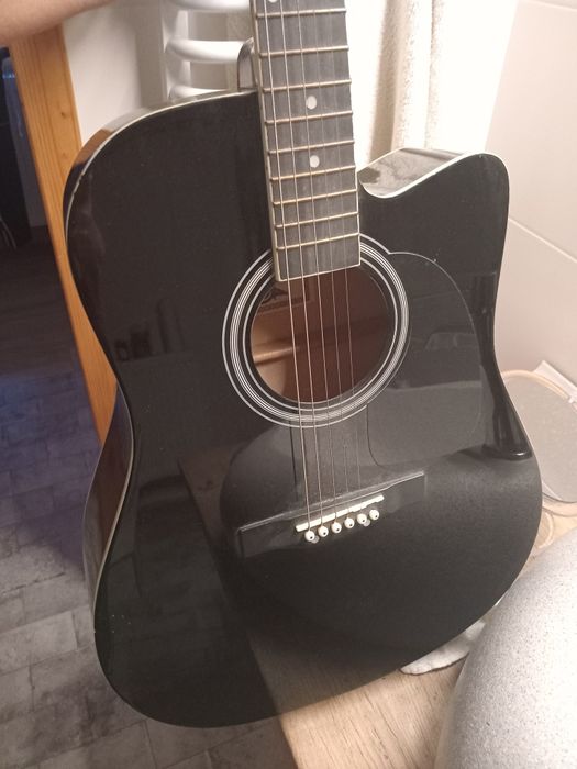 Gitara elektroakustyczna