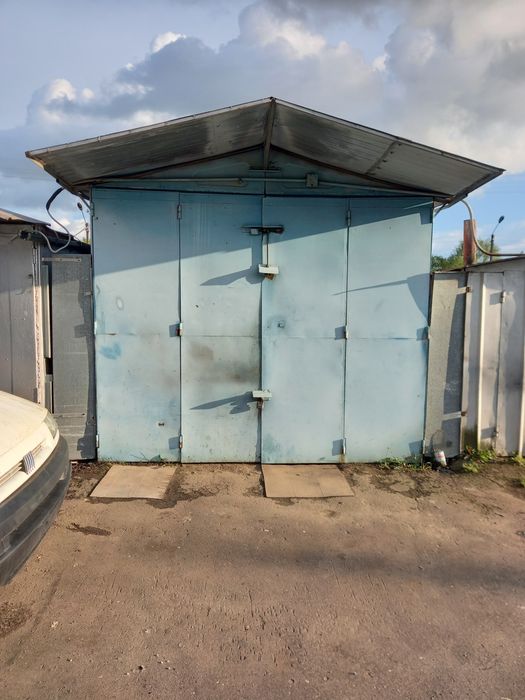 Продам гараж вул.Кульпарківська 226 Вікторія Гарденс.