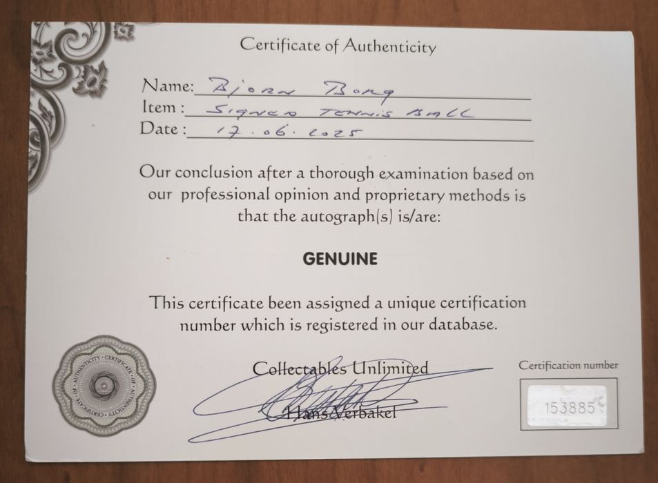 Bola de ténis autografada