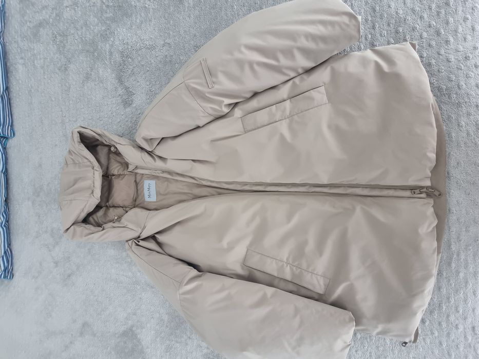 Продаю пуховик парка  Max Mara