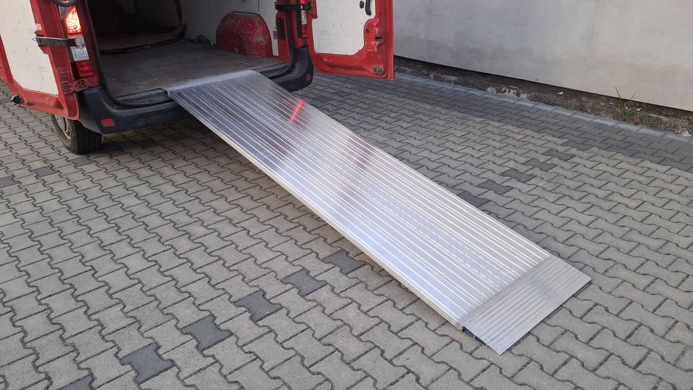 Rampa Aluminiowa 315cm x 80cm Panelowa Płaska - Najazd Podjazd do BUSa