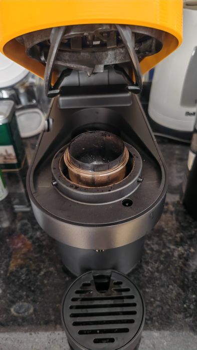 Vendo 2 máquinas Nespresso.