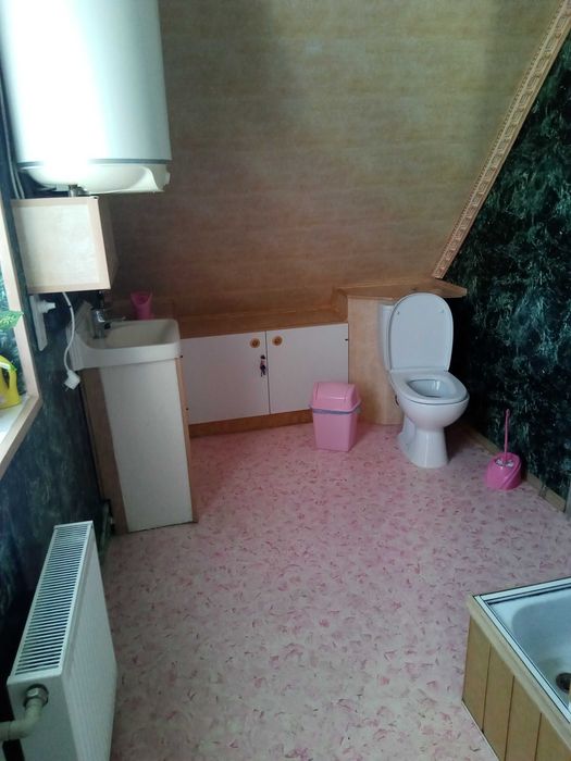 Ночлег кровать покой . Только для трезвых без перегара.