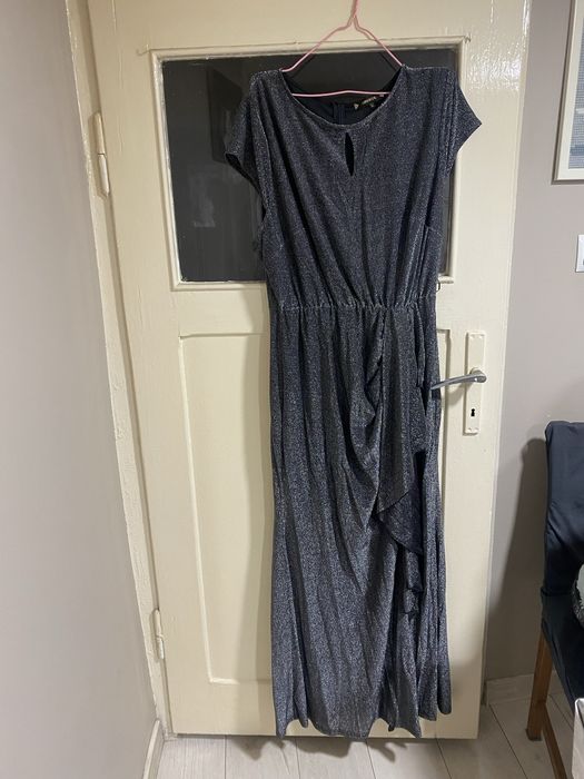 Sukienka dluga brokatowa