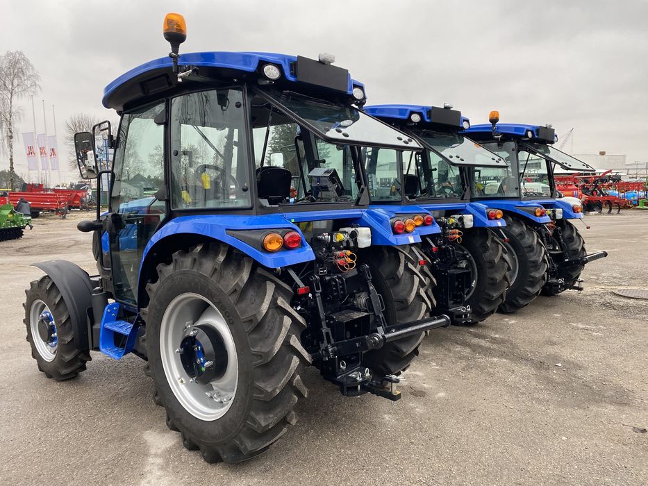 Nowy Solis 50 4 WD Kredyt 2025 Transport Negocjuj Cenę