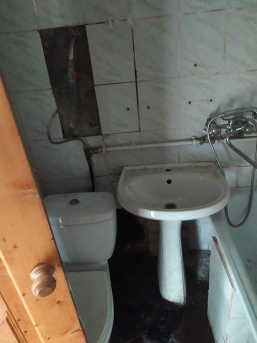 Продається Трьох кімнатна квартира