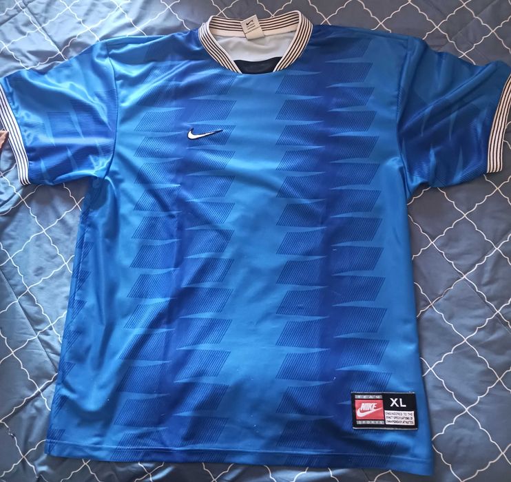 Blusa de futebol cabo verde rara XL