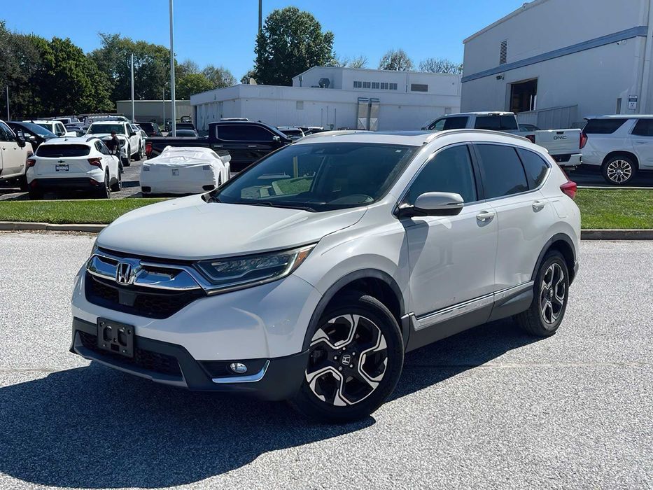 Honda CR-V Touring      2018
