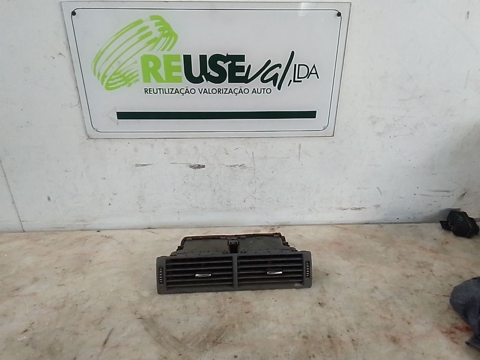 Difusor / saída de ar AUDI A4 (8EC, B7)