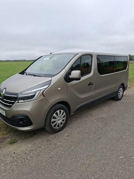 Renault Trafic Sprzedam Renault Trafic z 2019 roku